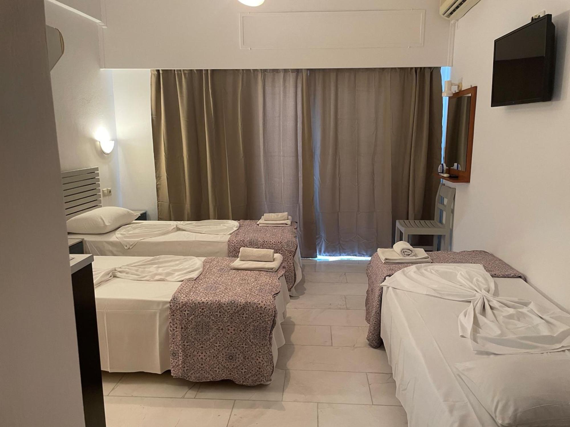 Hotel Kourkoumelata 아르고스톨리온 외부 사진